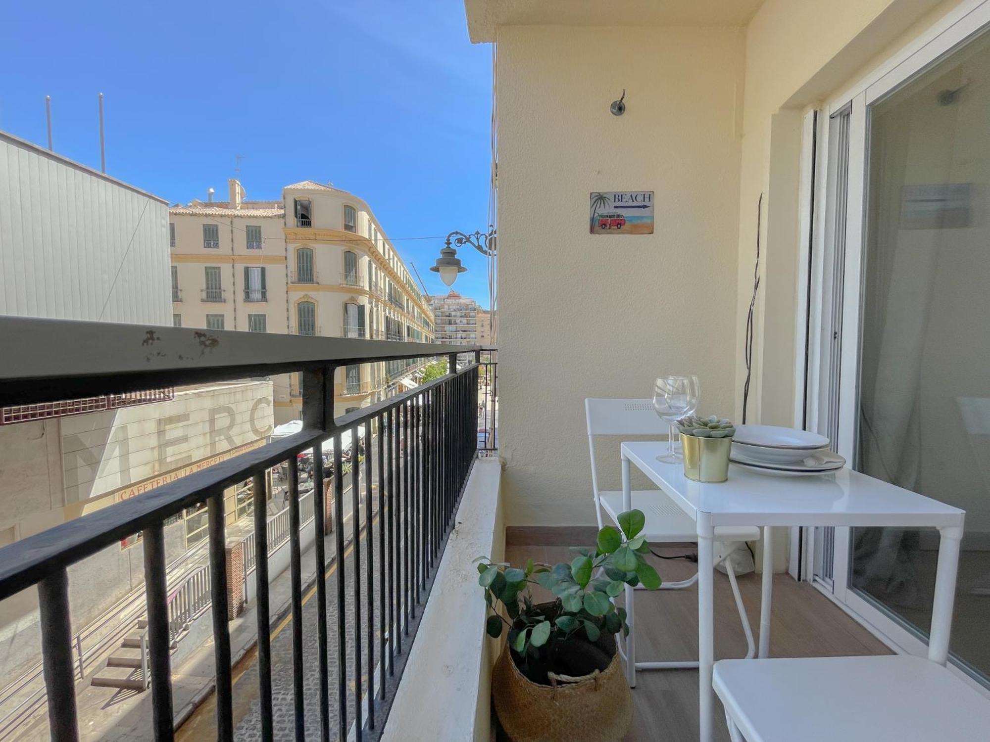 Moderno Apartamento Plz De La Merced مالقة المظهر الخارجي الصورة